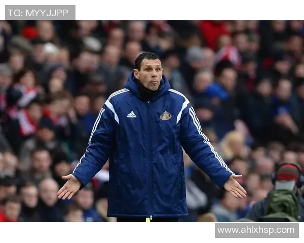 菲尔·巴德斯利重返桑德兰！波耶特盛赞后卫回归，黑猫军团迎回功勋老将